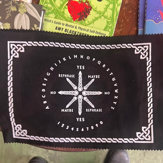 Pendulum mat 8x12, Celtic